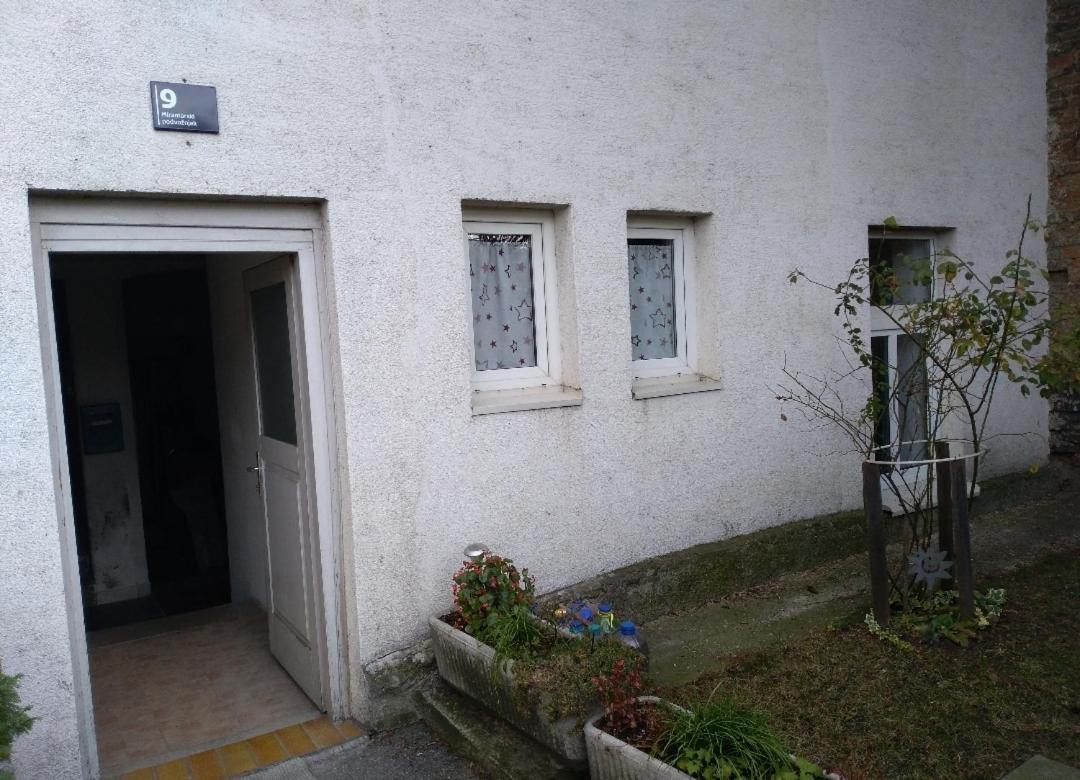 Zagreb Main Station Budget Apartment Экстерьер фото